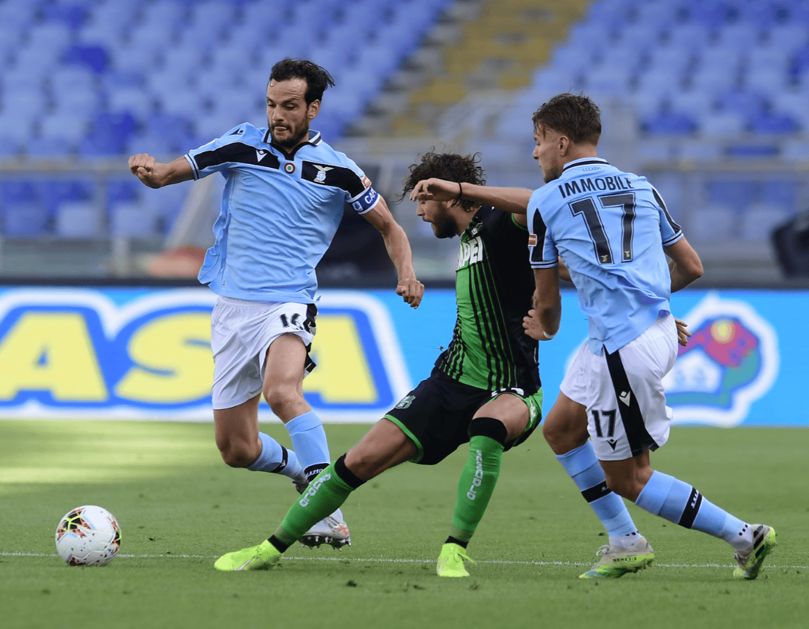 爱游戏娱乐-关于罗马迎欧超杯关键赛；赛后战术微调；气氛紧张；资深球员宣示担当的信息